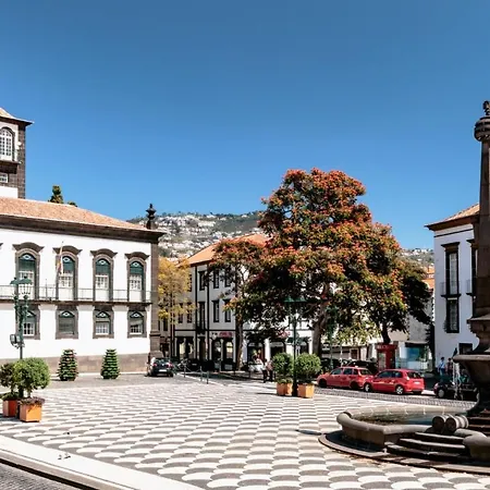 Laura Uptown 117 By Hr Madeira * Funchal (Madeira)