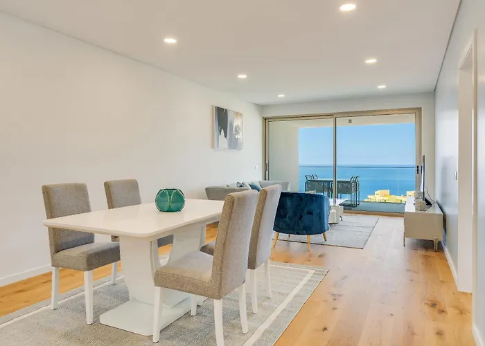 Laura Uptown 117 By Hr Madeira